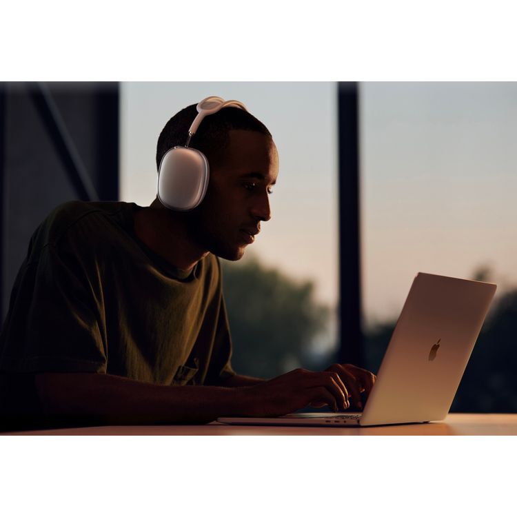 Viva Madrid Vanguard TPU Claro Case with Dot Matrix Clarity Compatible for AirPods Max, Prevents Watermarks, Fingerprints & Oily Stains, Easy To All Ports, Ultra Slim