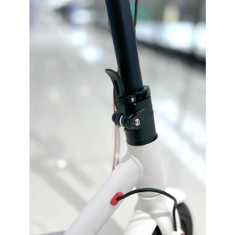 سكوتر الكتروني Xiaomi M365 Mi بالاتحاد الأوروبي - أبيض - أبيض