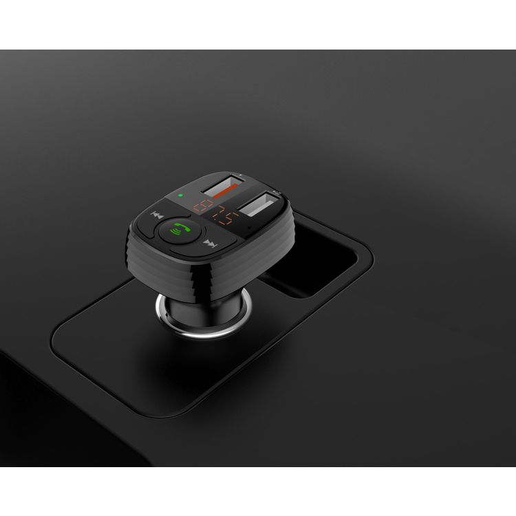 ديفيا سمارت سيريز شاحن سيارة ناقل حركة إف إم 18 وات - أسود