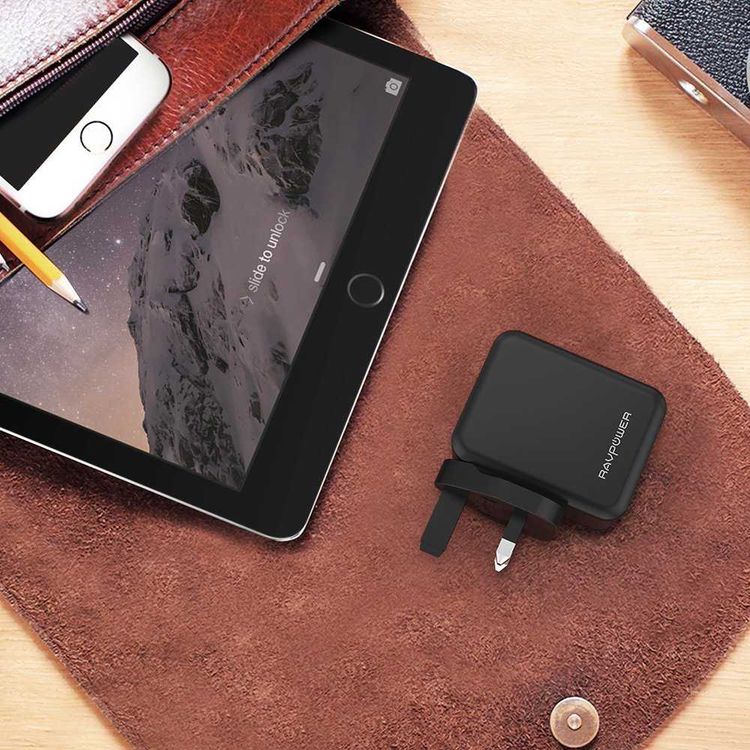 RAVPower 24W 4.8A Dual USB Wall Charger UK with iSmart Technology & LED Indicator - Portable Power Adapter w/ High-temperature & Over-charging Protection - Compact Design - Black