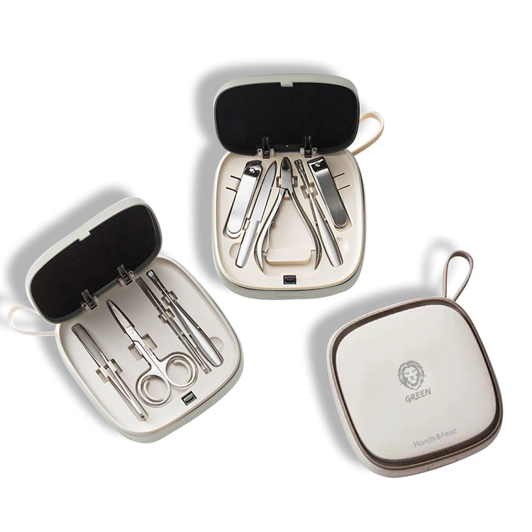 مجموعة مستحضرات التجميل من غرين باريس ، صغيرة وسهلة الحمل ، العناية بالوجه ، العناية باليدين ، العناية بالقدم ، مقلمة الأظافر سهلة التنظيف ومقاومة التعكر وعديمة اللون ، فضية
