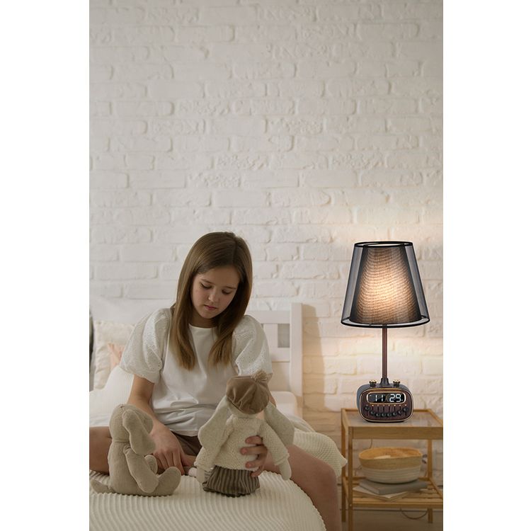 مصباح مكتبي ريترو من بورودو مع ضوضاء بيضاء ومكبر صوت بتقنية البلوتوث ووظيفة التنبيه والغفوة و3 مستويات سطوع (منخفضة ومتوسطة وعالية) وشحن لاسلكي مزدوج وشاشة رقمية عالية الدقة - أسود 