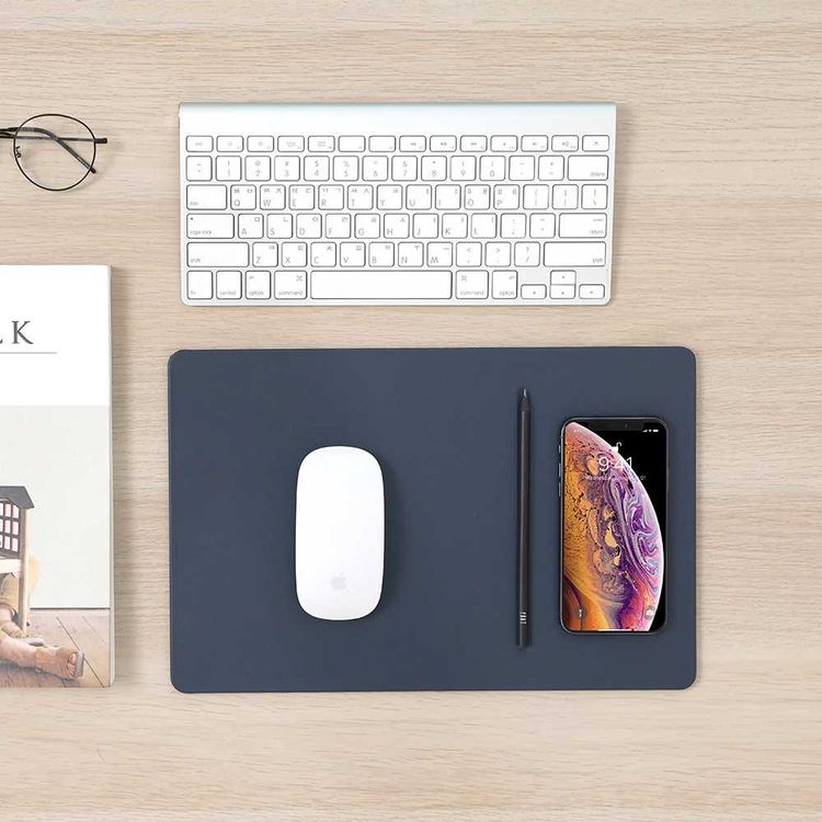 Pout Hands 3 Pro Fast Wireless Charging Mouse Pad - Midnight Blue