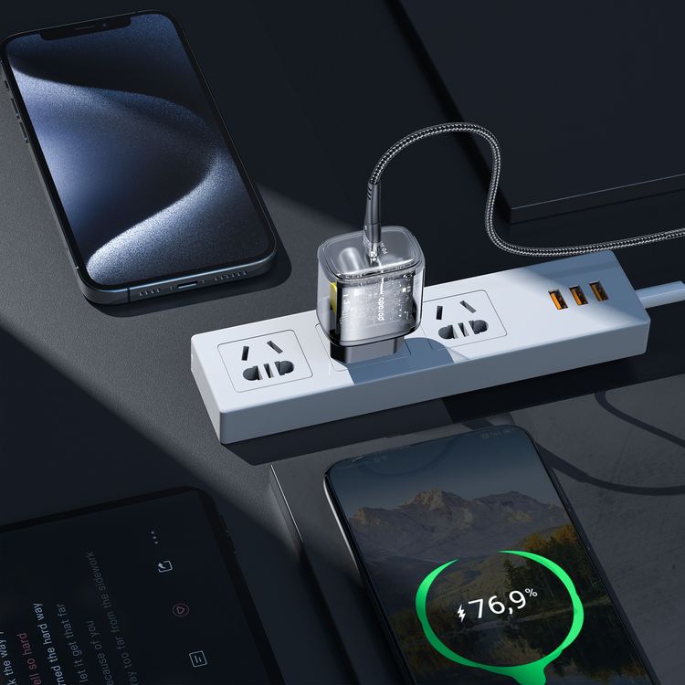 شاحن Porodo السريع الشفاف بقدرة 30 وات، USB-C، توصيل الطاقة بالاتحاد الأوروبي