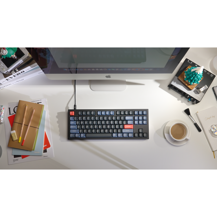 كي كرون Q3 QMKمفتاح بني قابل للتبديل السريع حسب الطلب Gateron G-PRO لوحة مفاتيح ميكانيكية مجمعة بالكامل RGB مع مقبض - أسود الكربون