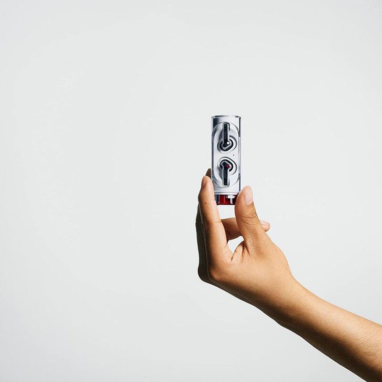 سماعات Nothing Ear Stick اللاسلكية الحقيقية، إلغاء ضوضاء أعلى، 3 ميكروفونات في كل سماعة، سائق مخصص بحجم 12.6 مم، حتى 29 ساعة عمر البطارية - أبيض